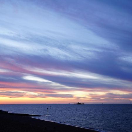 Two Bedroom Private Cottage With Private Parking Just By The Sea Herne Bay Luaran gambar