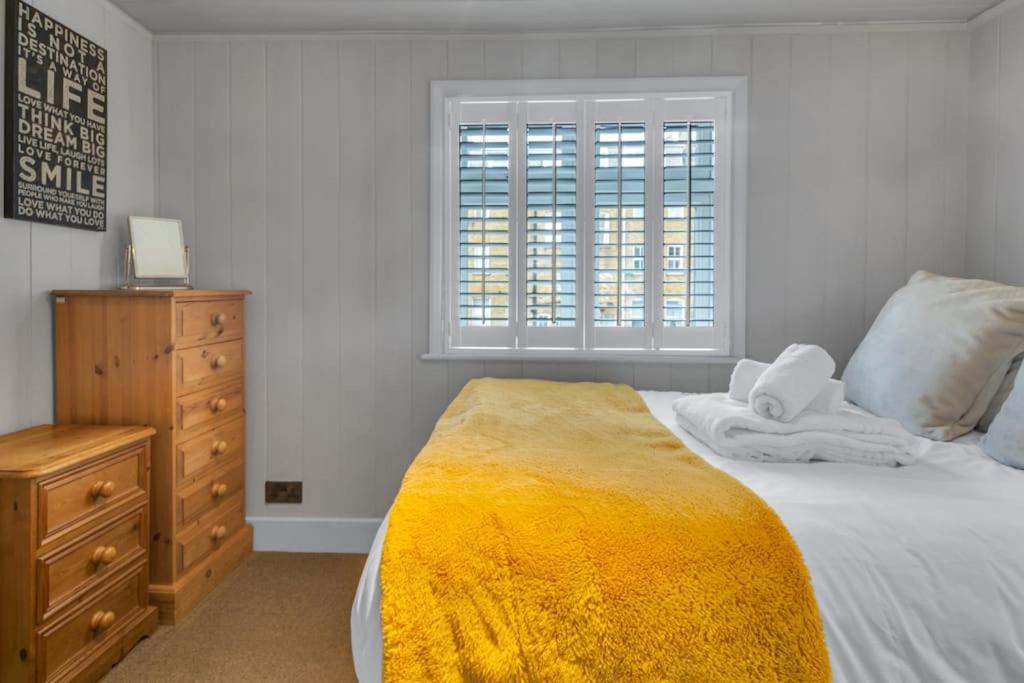 Two Bedroom Private Cottage With Private Parking Just By The Sea Herne Bay Luaran gambar