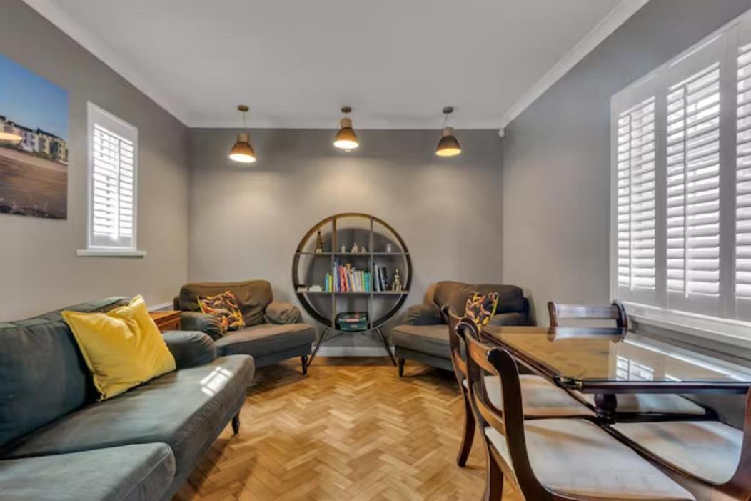 Two Bedroom Private Cottage With Private Parking Just By The Sea Herne Bay Luaran gambar