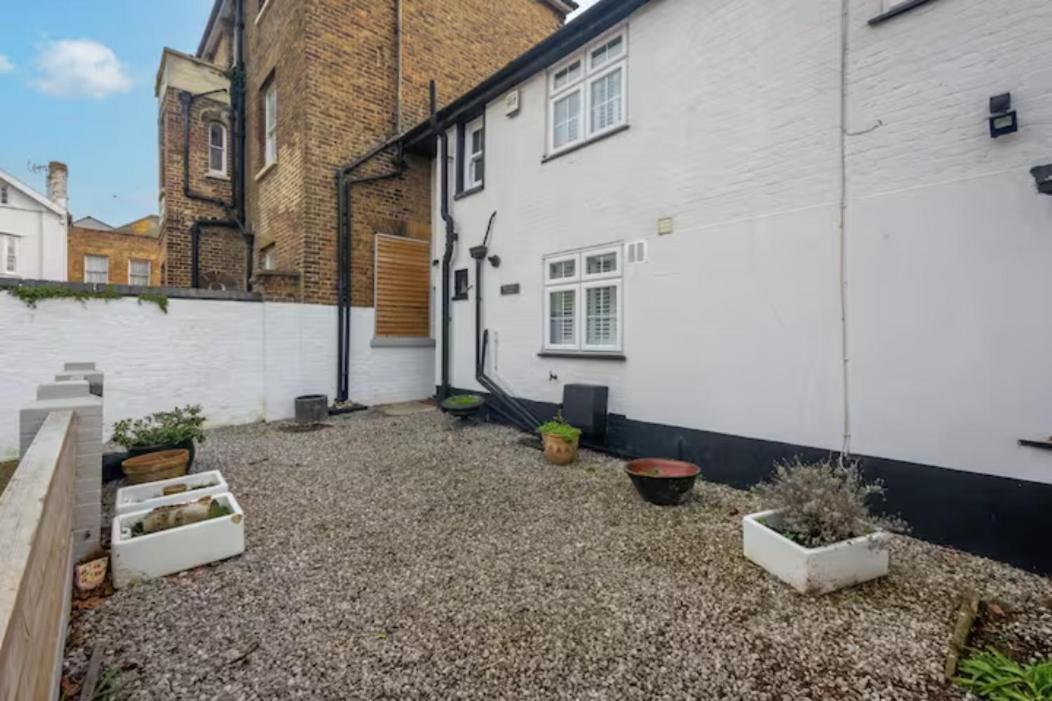 Two Bedroom Private Cottage With Private Parking Just By The Sea Herne Bay Luaran gambar